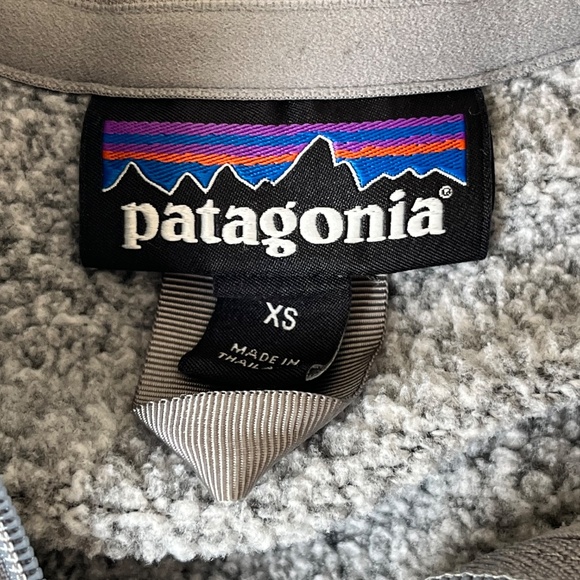 Grey Patagonia quarter zip fleece size xs - Picture 3 of 3